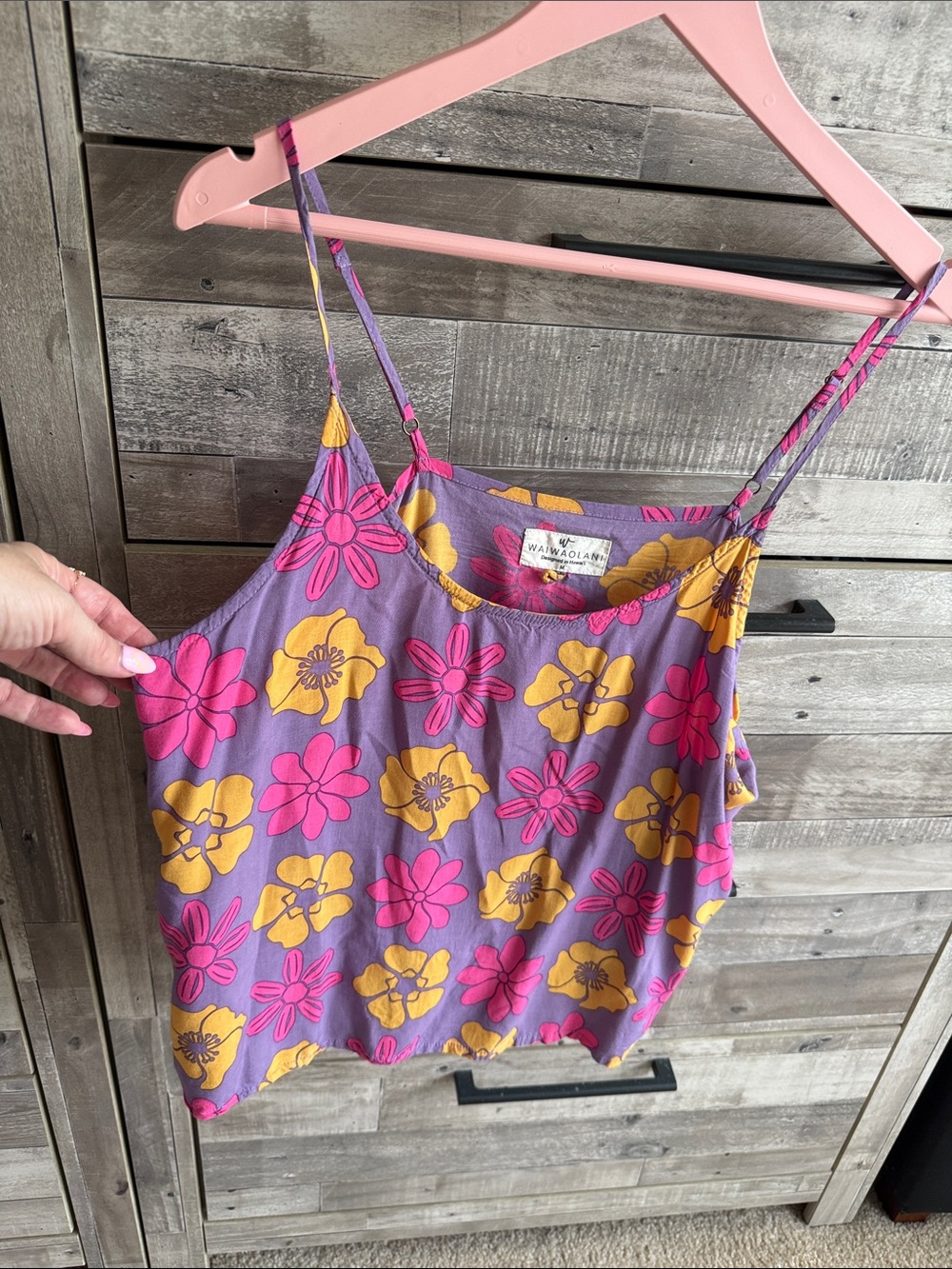 Waiwaolani flowy floral tank